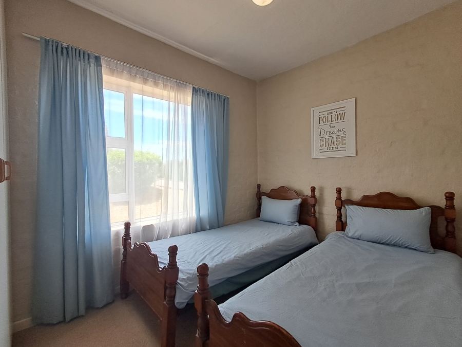 To Let 3 Bedroom Property for Rent in Aston Bay Eastern Cape